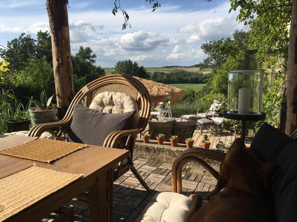 Chez Brown Bed & Breakfast Saint-Thomas-de-Conac Ngoại thất bức ảnh