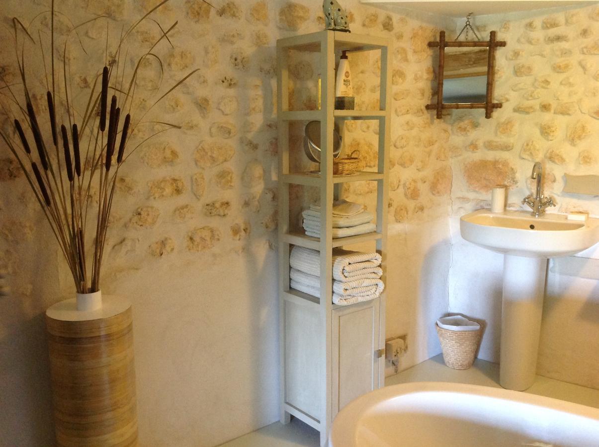 Chez Brown Bed & Breakfast Saint-Thomas-de-Conac Ngoại thất bức ảnh