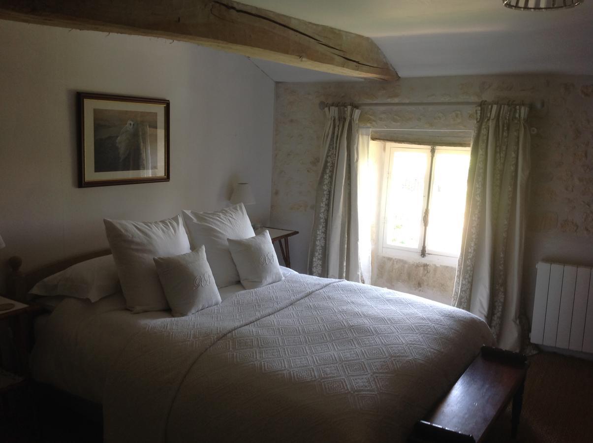 Chez Brown Bed & Breakfast Saint-Thomas-de-Conac Ngoại thất bức ảnh