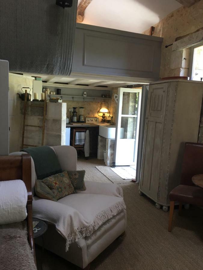 Chez Brown Bed & Breakfast Saint-Thomas-de-Conac Ngoại thất bức ảnh
